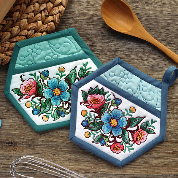 Kitchen Stitchin - image features: flower potholder - click here to shop
